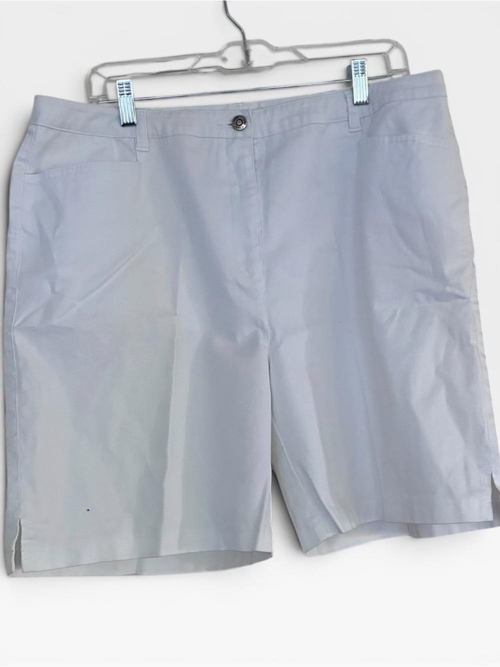 Light Gray Women’s Tailored Bermuda Shorts